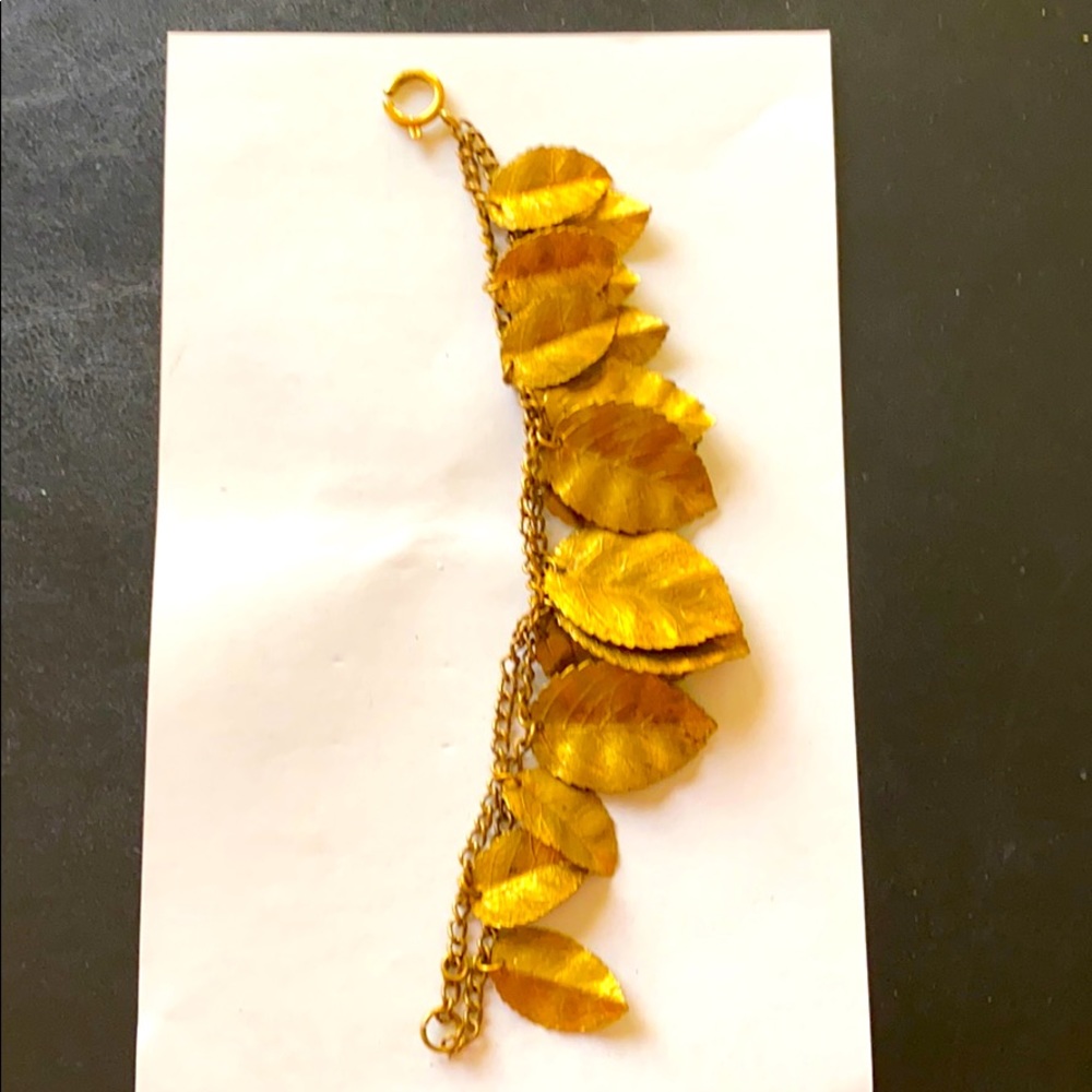 💕Vintage Leaf Bracele💕